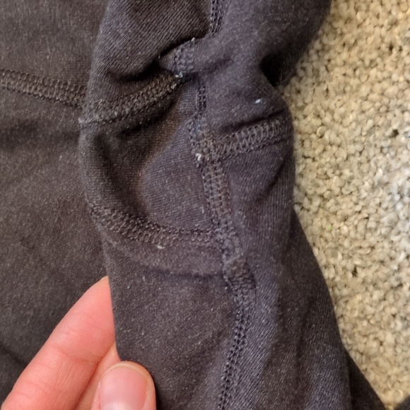 Old Navy Active Go Dry Extra High Rise 7/8 leggings Dark gray size l… - Picture 4 of 4